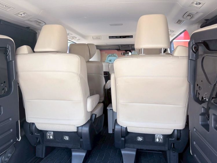 Toyota Majesty 2020 2.8 Premium Van เบนซิน เกียร์อัตโนมัติ ดำ รูปที่ 2