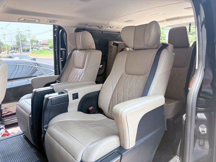 Toyota Majesty 2020 2.8 Premium Van เบนซิน เกียร์อัตโนมัติ ดำ รูปที่ 3