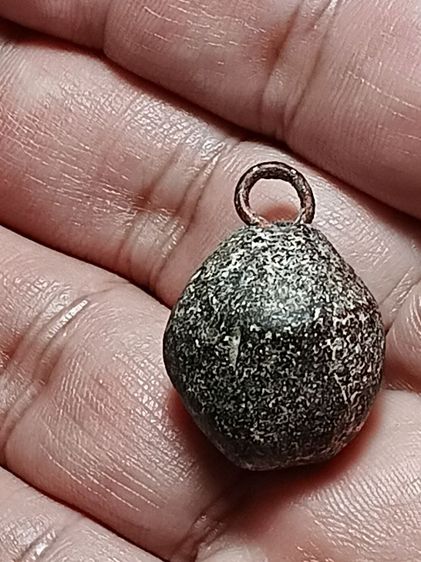 ลูกสะกด หลวงพ่อไล้ วัดเขายี่สาร รุ่นเเรก จ.สมุทรสงคราม สภาพสวยมาก ไม่ผ่านการใช้ พบน้อย หาชมยาก น่าใช้มากครับ รูปที่ 12