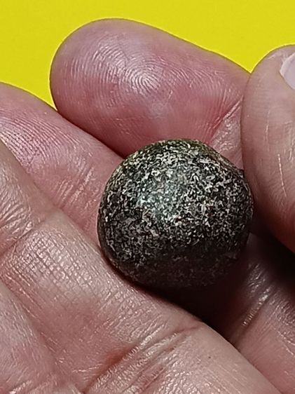 ลูกสะกด หลวงพ่อไล้ วัดเขายี่สาร รุ่นเเรก จ.สมุทรสงคราม สภาพสวยมาก ไม่ผ่านการใช้ พบน้อย หาชมยาก น่าใช้มากครับ รูปที่ 17