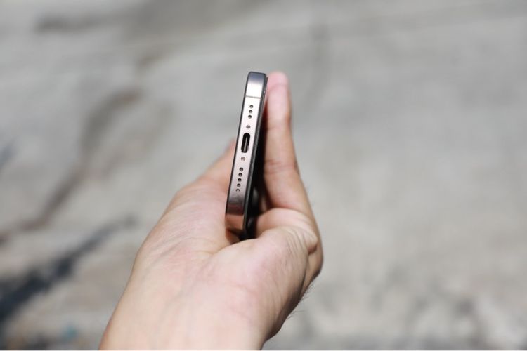 iPhone 16 Pro 128GB สีทะเลทราย (Desert Titanium) เครื่องศูนย์ไทย 🇹🇭 รูปที่ 3