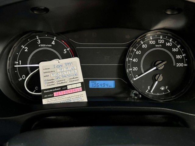 Toyota Hilux Revo 2021 2.4 Entry Pickup ดีเซล ไม่ติดแก๊ส เกียร์ธรรมดา ขาว รูปที่ 3