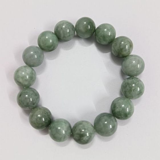 สร้อยข้อมือหยกแท้ รูปที่ 2