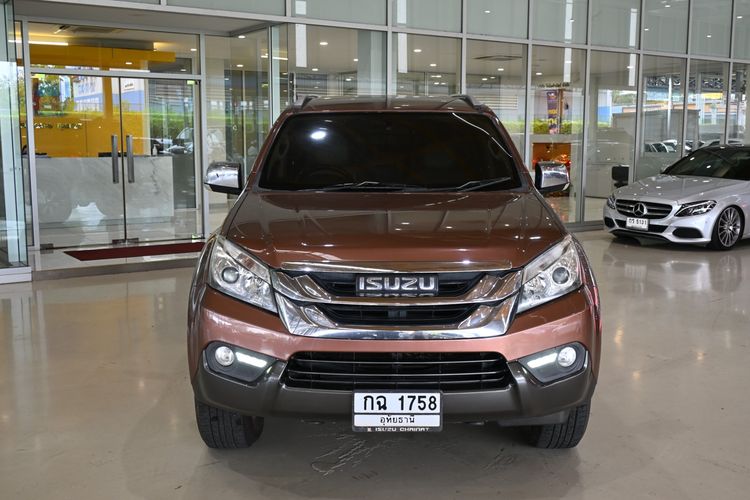 รถ Isuzu MU-X 3.0 Ultimate AT 2WD สี น้ำตาล