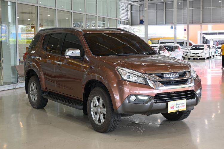 Isuzu MU-X 2013 3.0 Ultimate AT 2WD Utility-car ดีเซล ไม่ติดแก๊ส เกียร์อัตโนมัติ น้ำตาล รูปที่ 3
