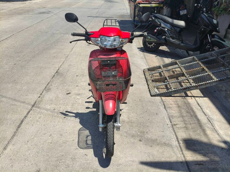 🛵ยังไงก็ขาย WAVE100 ปี 46(งดต่อ ขายตามสภาพ) เครื่องดี สีสวย สตาร์ทเท้า รถบ้านพร้อมใช้งาน เปลี่ยนน้ำมันเครื่องฟรี ไม่มีส่งฟรี รูปที่ 4