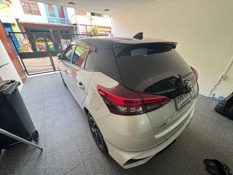 Toyota Yaris 2022 1.2 Sport Premium Sedan เบนซิน ไม่ติดแก๊ส เกียร์อัตโนมัติ ขาว รูปที่ 4