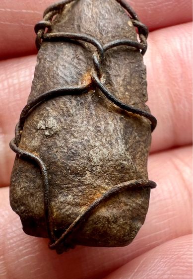 พระรอด วัดมหาวัน พิมพ์ใหญ่  รูปที่ 4