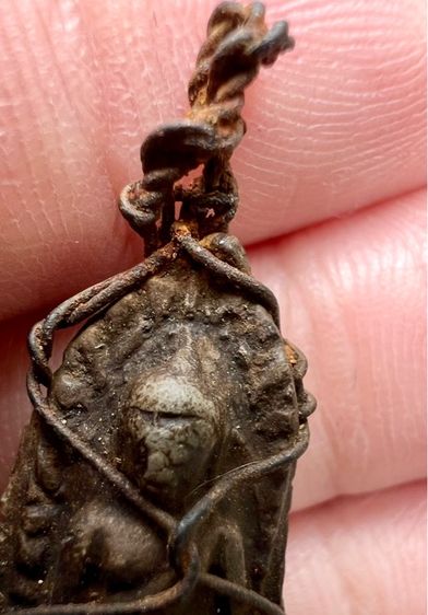 พระรอด วัดมหาวัน พิมพ์ใหญ่  รูปที่ 10