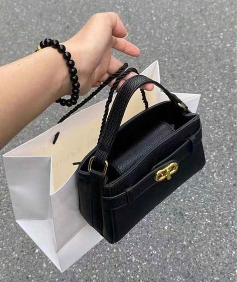 กระเป๋าถือ รูปที่ 4