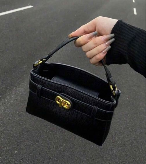 กระเป๋าถือ