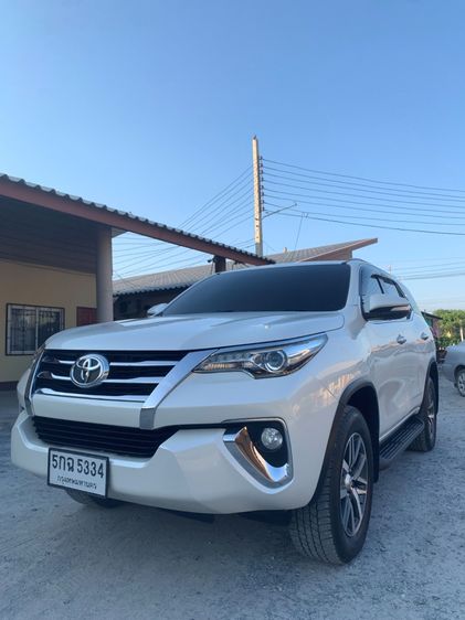 Toyota Fortuner 2016 2.4 V Utility-car ดีเซล เกียร์อัตโนมัติ ขาว รูปที่ 3