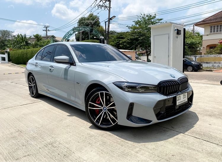 BMW Series 3 2023 330e Sedan เบนซิน ไม่ติดแก๊ส เกียร์อัตโนมัติ เทา รูปที่ 3