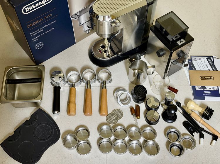 ขายเครื่องชงกาแฟ DeLonghi รุ่น EC885.M พร้อมเครื่องบดกาแฟ และแถมอุปกรณ์เสริมอื่นๆ รูปที่ 2