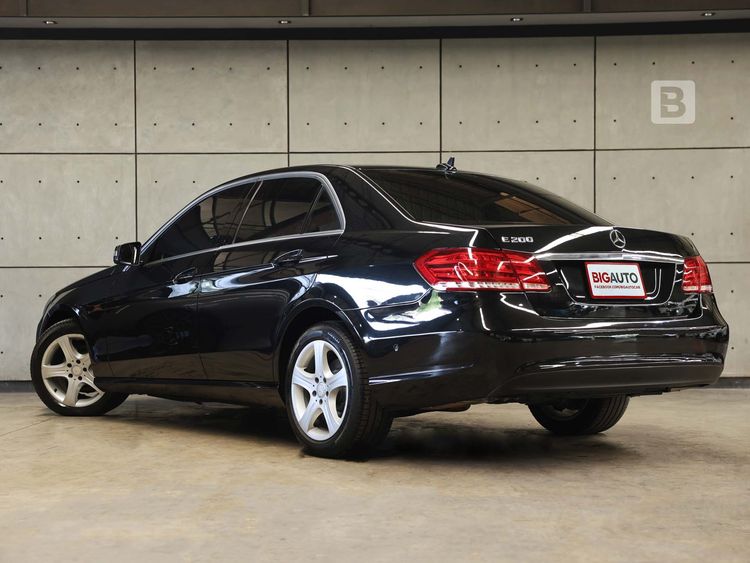 Mercedes-Benz E-Class 2014 E200 Sedan เบนซิน ไม่ติดแก๊ส เกียร์อัตโนมัติ ดำ รูปที่ 3