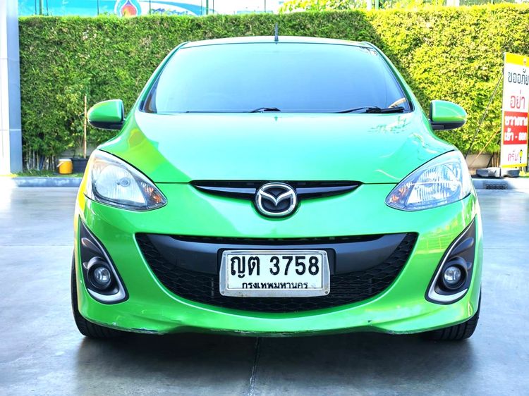 รถ Mazda Mazda 2 1.5 Groove สี เขียว