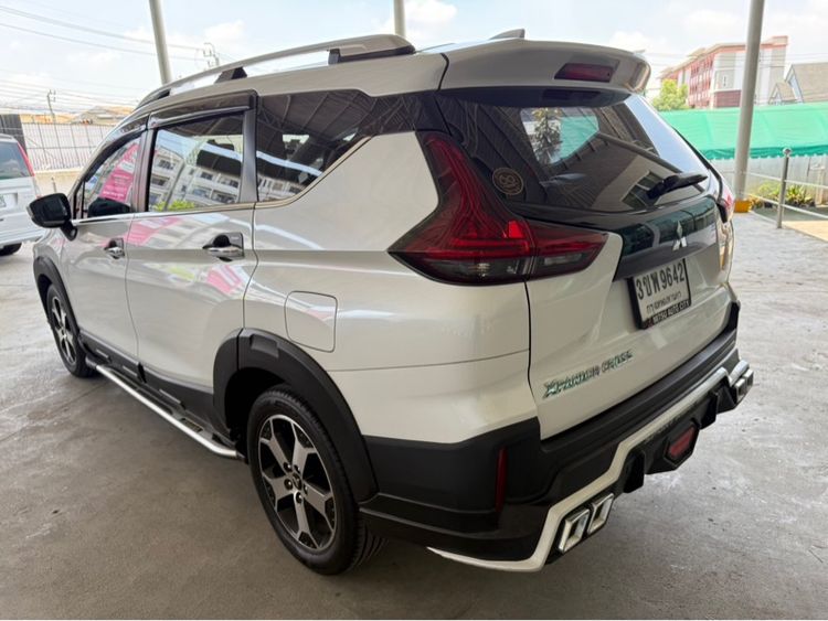 Mitsubishi Xpander 2022 1.5 Cross Utility-car เบนซิน ไม่ติดแก๊ส เกียร์อัตโนมัติ ขาว รูปที่ 3