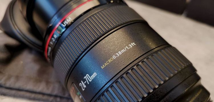 ชายเลนส์24-70f2.8L รูปที่ 12