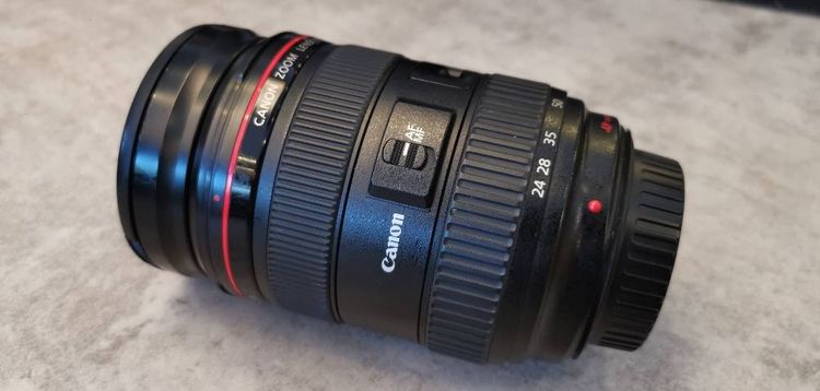ชายเลนส์24-70f2.8L รูปที่ 7