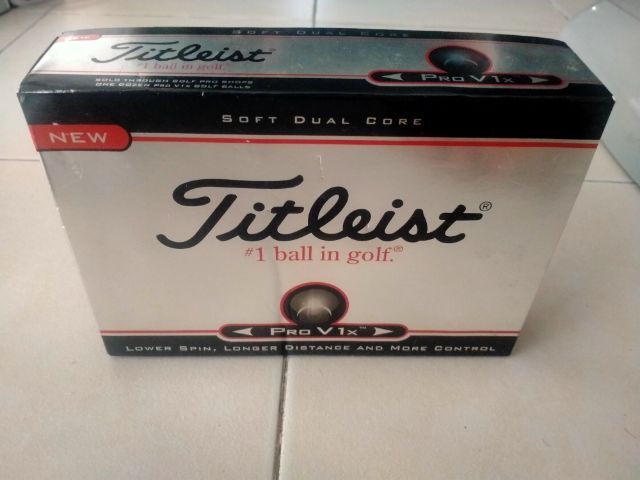 ลูก กอล์ฟ titleist pro v1x