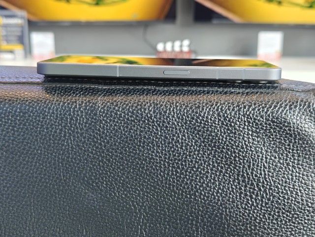  Nothing Phone 2 สภาพ นางฟ้า ไม่เคยตก อุปกรณ์ครบกล่อง อัพเดทซอฟแวร์เวอร์ชั่นล่าสุดแล้วลื่นๆ พร้อมใช้ สุดคุ้มแถมเคส 12 อัน มูลค่ากว่า 2000 รูปที่ 9