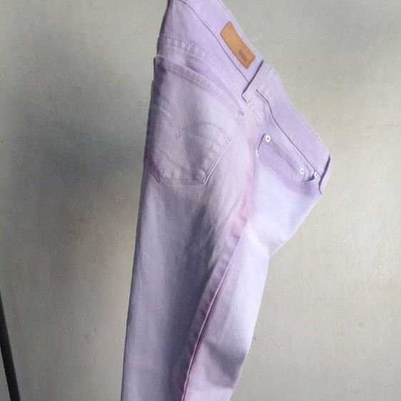 กางเกงยีนส์ผู้หญิง levi's ป้าย R สีสวยหายากสีม่วงอ่อน ๆ อมชมพูนิดนึง รูปที่ 11