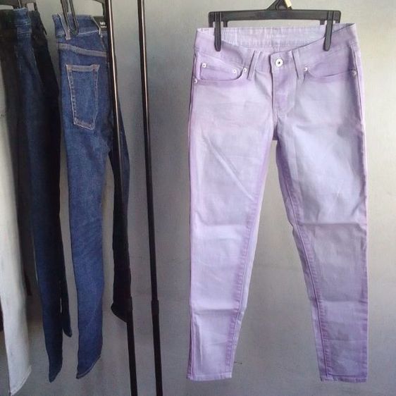 กางเกงยีนส์ผู้หญิง levi's ป้าย R สีสวยหายากสีม่วงอ่อน ๆ อมชมพูนิดนึง