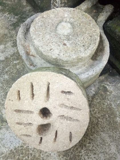 ขายโม่หินโบราณ รูปที่ 2