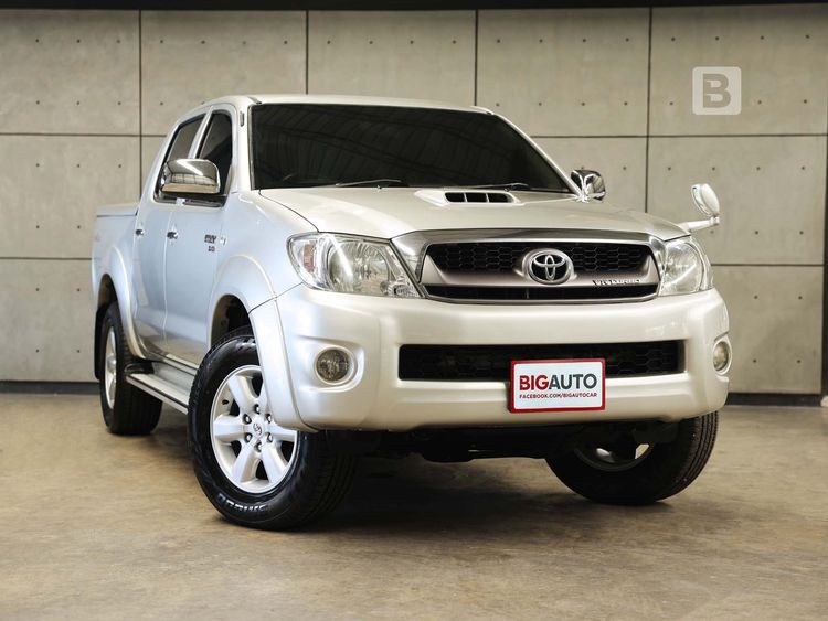 รถ Toyota Hilux Vigo 2.5 E Prerunner VN Turbo สี บรอนซ์เงิน