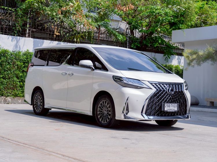 Toyota Vellfire 2.5 Hybrid ปี  2015