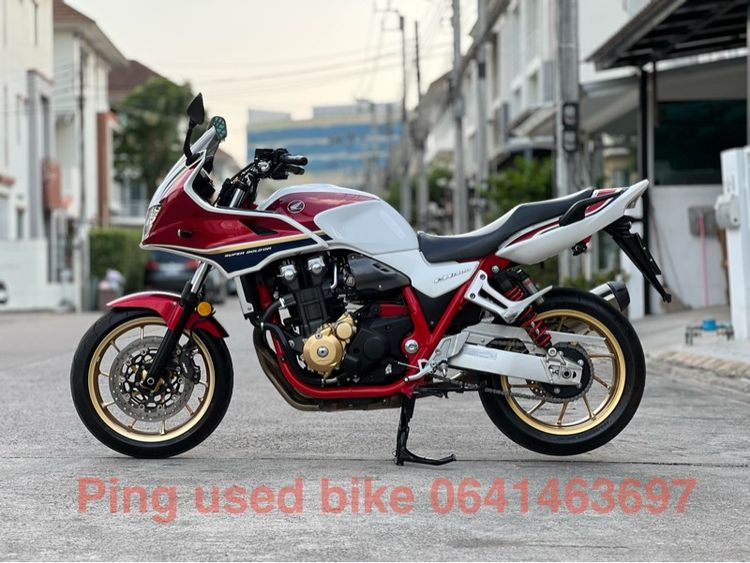 Honda CB1300 super bold or 2022 รถเทสไดร์ฟศูนย์ สวยจัด หายาก รูปที่ 2
