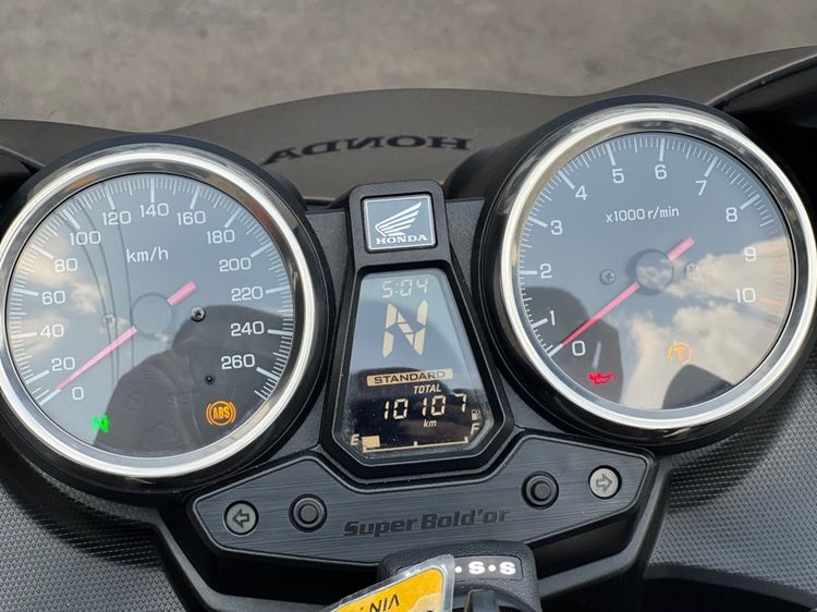 Honda CB1300 super bold or 2022 รถเทสไดร์ฟศูนย์ สวยจัด หายาก รูปที่ 18