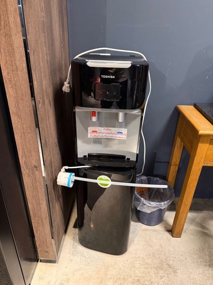 ตู้กดน้ำเย็นน้ำร้อน Toshiba