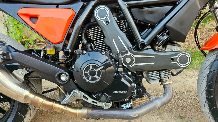 Ducati Scrambler Sixty2  ปี 2017 รูปที่ 9