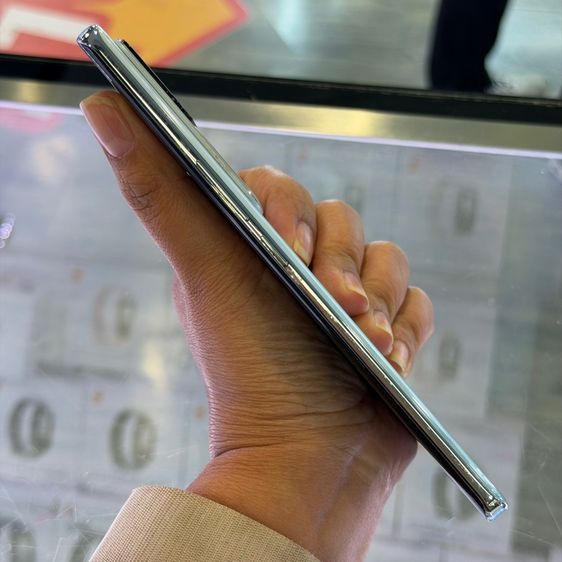 Vivo V30 สีเขียว เครื่องศูนย์ สภาพสวยมากๆ จอ6.78นิ้ว แรม12รอม256 Snap7 Gen3 กล้อง50ล้าน(3ตัว)🔥🔥 รูปที่ 4