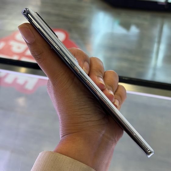 Vivo V30 สีขาว เครื่องศูนย์ สภาพสวยมากๆ จอ6.78นิ้ว แรม12รอม256 Snap7 Gen3 กล้อง50ล้าน(3ตัว)🔥🔥 รูปที่ 3