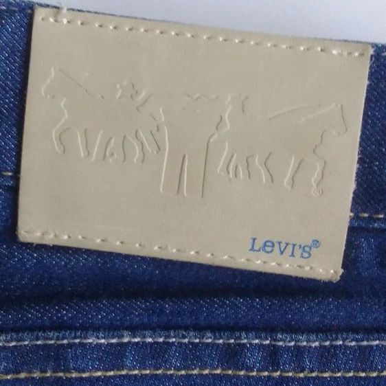 กางเกงยีนส์ levi's ผู้หญิง ยีนส์ดีไซด์สไตล์ญี่ปุ่น ( มีตำหนิขายลดราคา )  รูปที่ 13