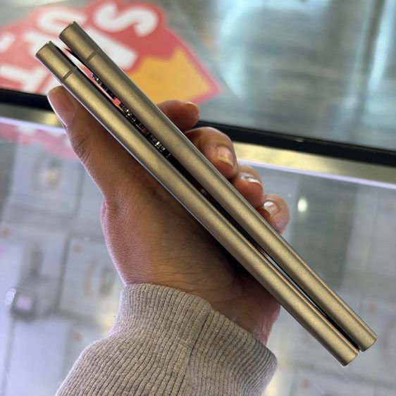 Samsung S24 Ultra สี Titanium Violet เครื่องศูนย์ สภาพสวยมากๆ จอ6.8นิ้ว แรม12รอม256 Snap8 Gen3 กล้อง200ล้าน(4ตัว)🔥🔥 รูปที่ 3