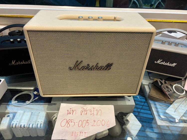 ขาย Marshall woburn iii สีขาว สภาพดี ของแท้ ขาย 11900 บาท ครับ