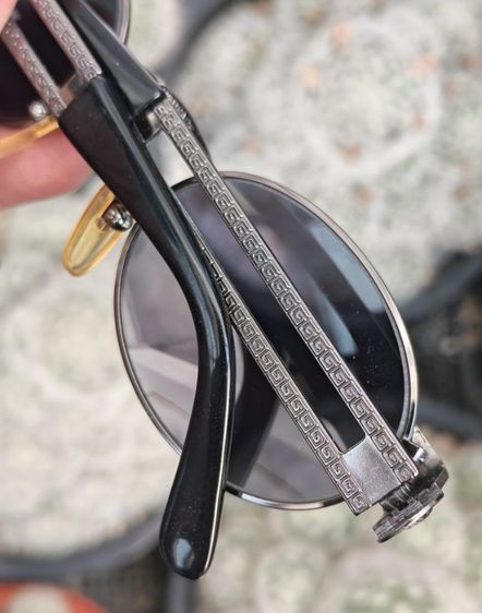 แว่นกันแดด Vintage Versace Mod. S68 Col.89M Gunmetal สวยมาก ราคาแบ่งปันครับ รูปที่ 13