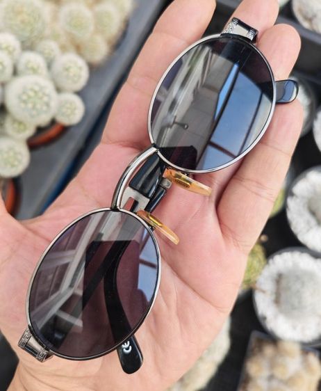 แว่นกันแดด Vintage Versace Mod. S68 Col.89M Gunmetal สวยมาก ราคาแบ่งปันครับ รูปที่ 2
