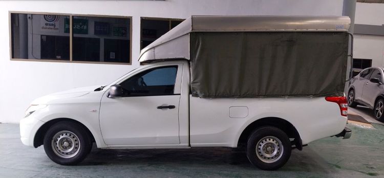 Mitsubishi Triton 2018 2.5 GL Pickup ดีเซล ไม่ติดแก๊ส เกียร์ธรรมดา ขาว รูปที่ 3