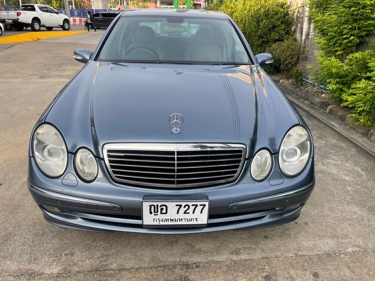 รถ Mercedes-Benz E-Class E240 สี เทา