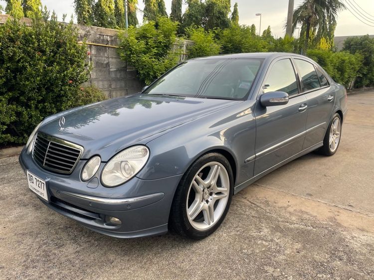 Mercedes-Benz E-Class 2005 E240 Sedan เบนซิน ไม่ติดแก๊ส เกียร์อัตโนมัติ เทา รูปที่ 4