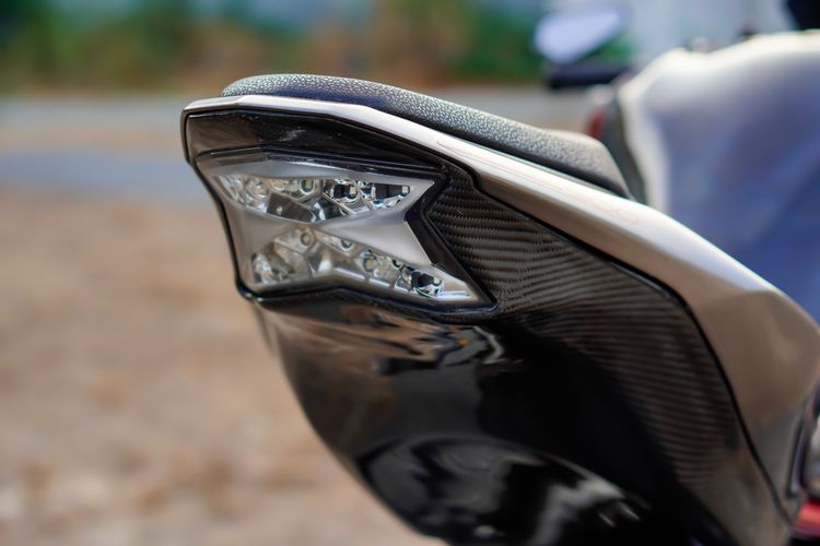 KAWASAKI Z900 SE ABS ปี 2019 เริ่มต้นฟรีดาวน์ พร้อมท่อแต่ง AKRAPOVIC แท้  รูปที่ 13