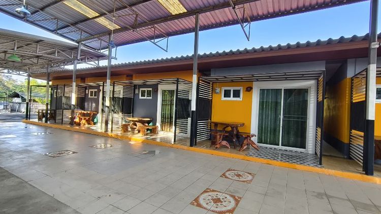 มีบางส่วน 2022 ใช่ บ้านตึกพร้อมห้องเช่า6หลัง รูปที่ 4