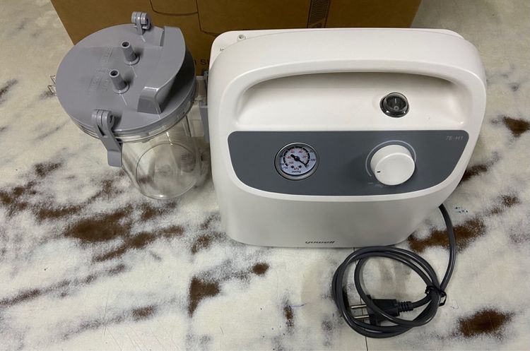 เครื่องดูดเสมหะ YUWELL รุ่น 7E-H1 รูปที่ 3