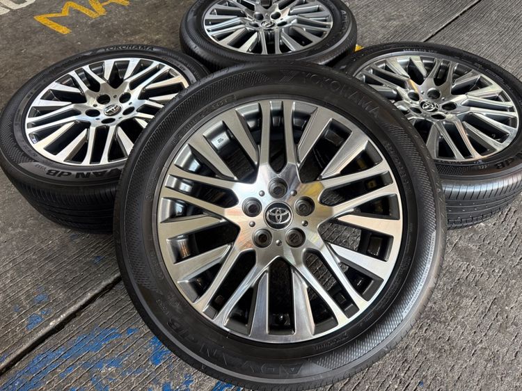 Toyota Alphard Vellfire ล้อแท้ 18 นิ้ว Top 🔥