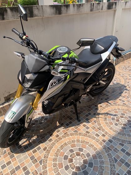 YAMAHA M Slaz