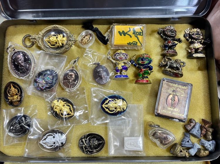 พระสะสม